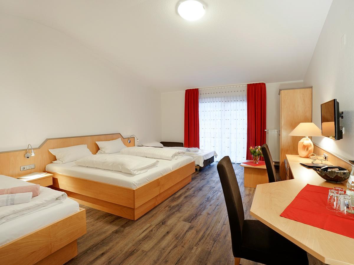 Hotel Gasthof Zum Biber Motten Kültér fotó
