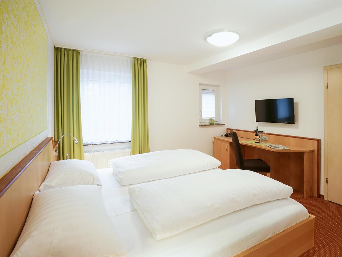 Hotel Gasthof Zum Biber Motten Kültér fotó