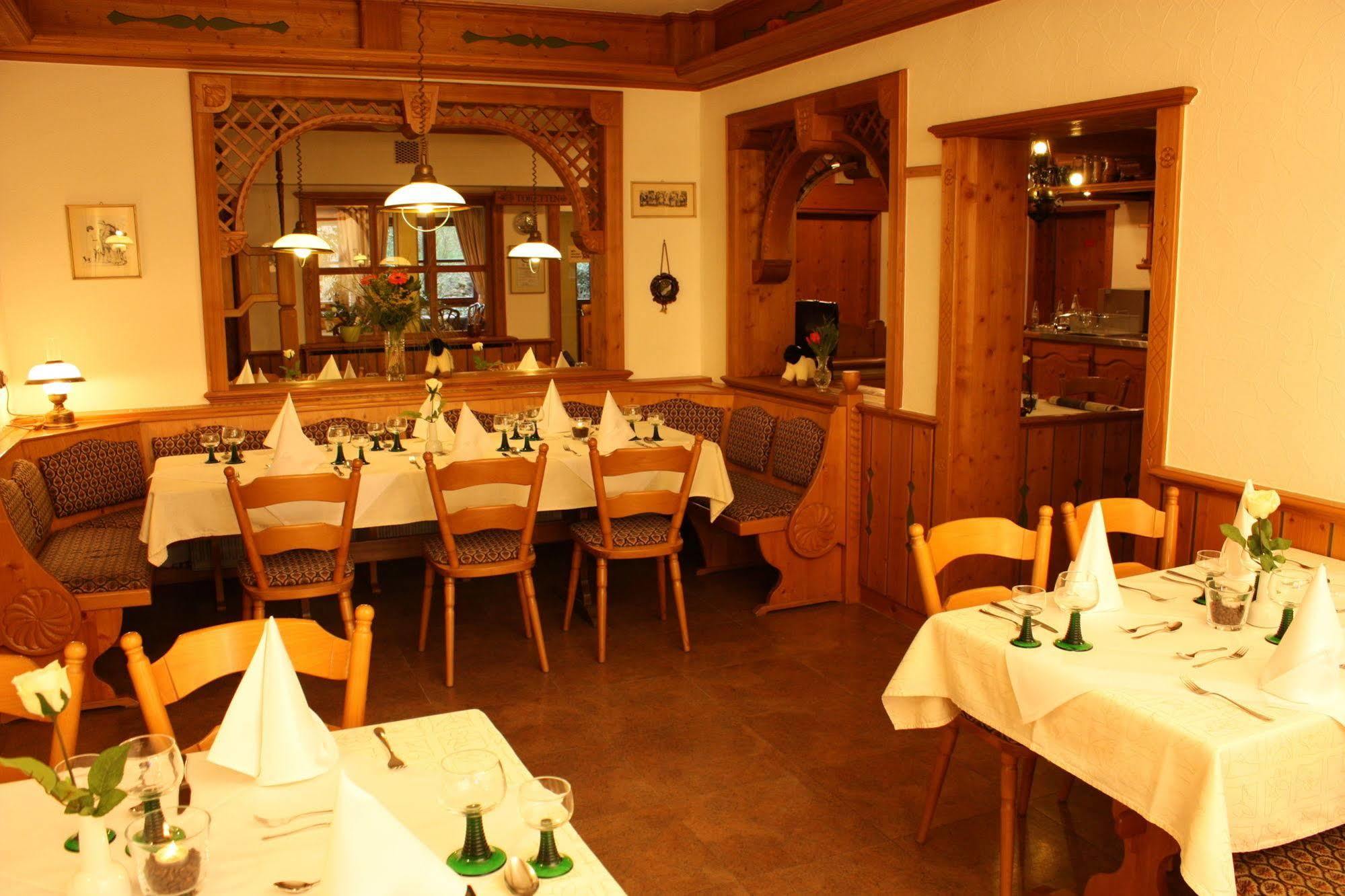 Hotel Gasthof Zum Biber Motten Kültér fotó