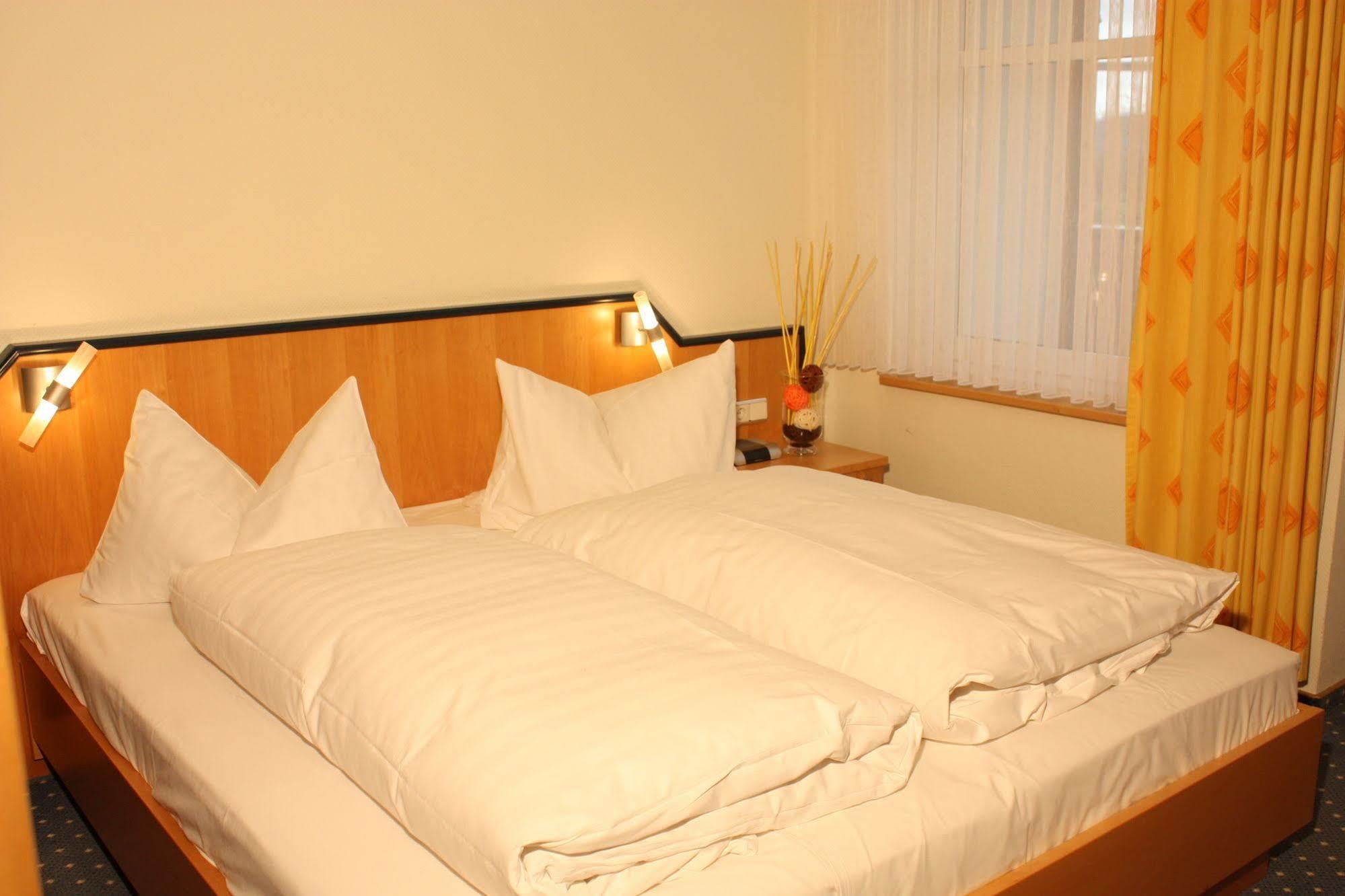 Hotel Gasthof Zum Biber Motten Kültér fotó